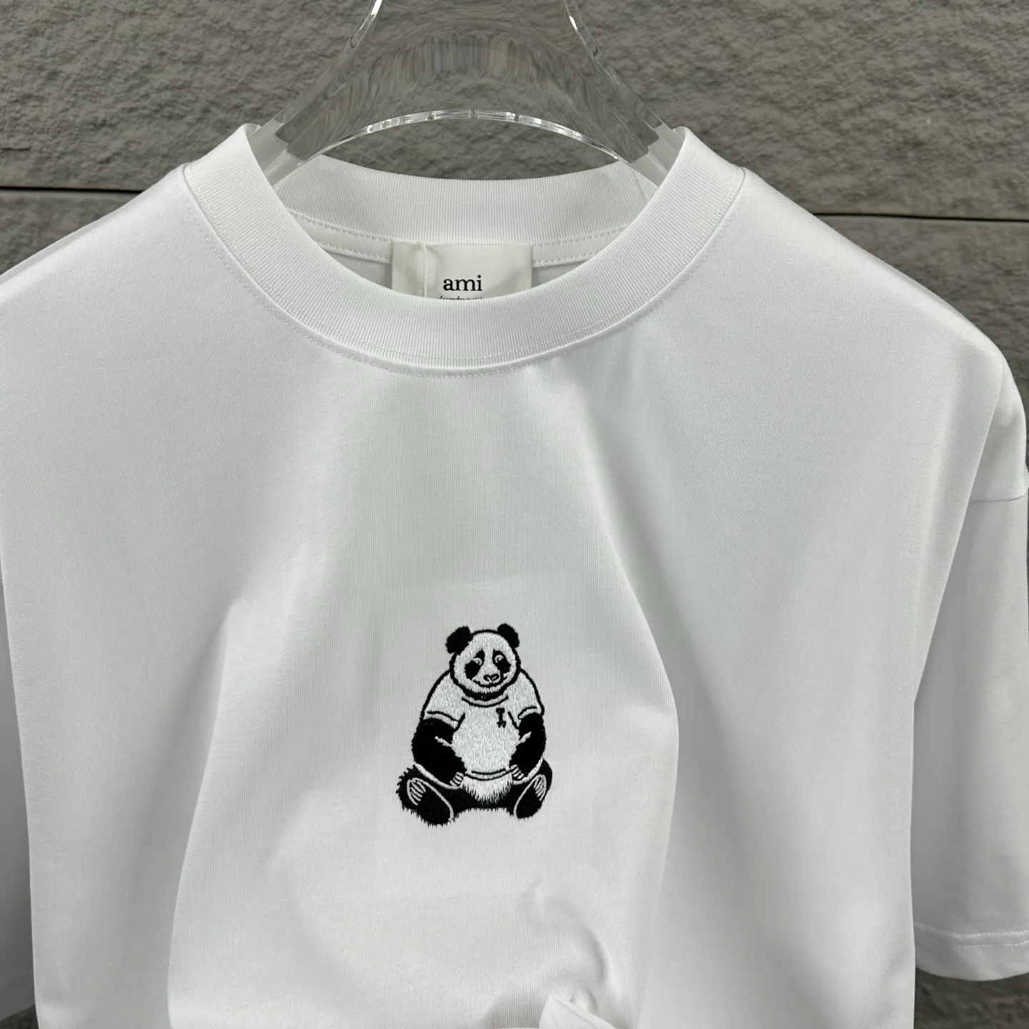 Ami Love 2026 Spring and Summer Style Classic Simple Black White Giant Panda Three-dimensional Embroidery Personalized Logo Customized Double Yarn Plain Cotton Fabric Short-sleeved T-shirt Men and Women Same Style Color: Black White Size: S (90-130 pounds) M (120-150 pounds) L (140-165 pounds) XL (160-180 pounds) XXL (180-210 pounds)